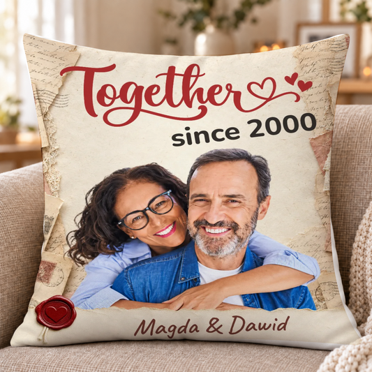 Poduszka dla par ze zdjęciem - Razem od - Personalizowana #62841 — mockup cmub8naom0hocng1w31lbiiph